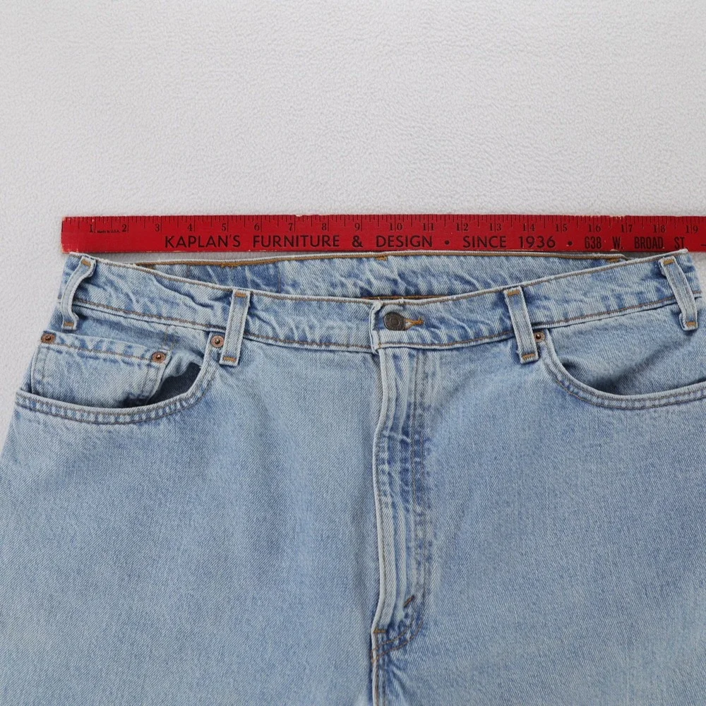 Levis 560 Comfort Fit Tapered Leg Jeans Mens 38x34 Light Wash Blue Vintage USA‎